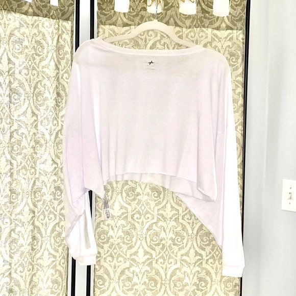 Last Price Urban Outfitters Out From Under Addison T Shirt Cropped WHITE XS - Picture 10 of 16